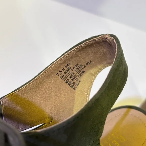 Olive Green Peep-Toe Heels with Chunky Heel - Picture 9 of 10